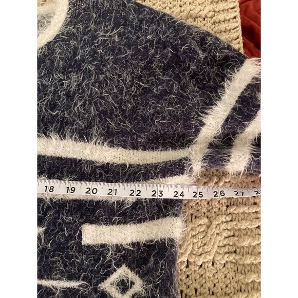 Cecico Womens Aztec Pattern Eyelash Sweater Large Southwest Black & White - Picture 8 of 13
